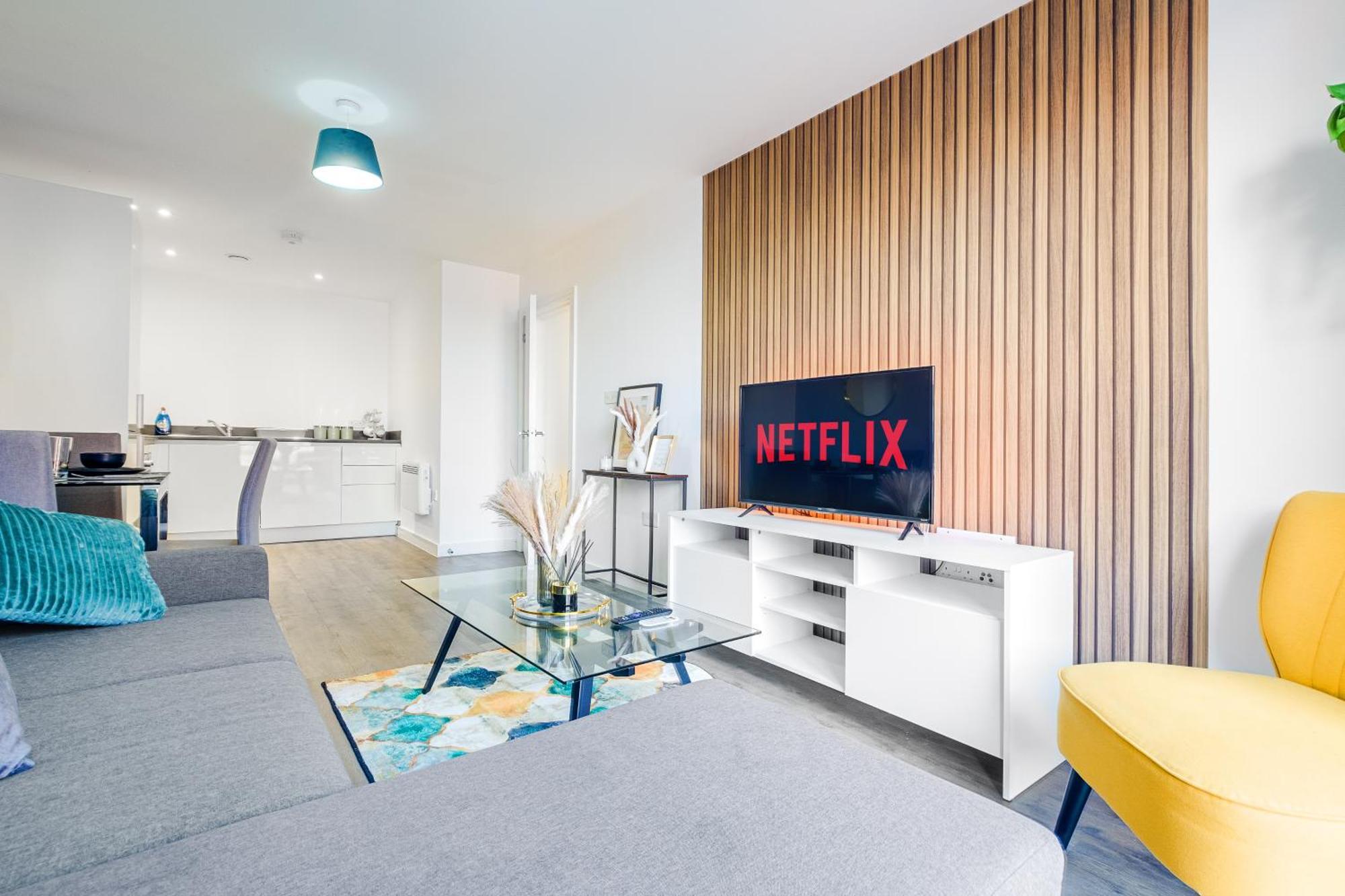 City Centre Emerald Escape - Sleeps-6, 2Beds & 2Baths , Netflix , Free Internet Birmingham Bagian luar foto