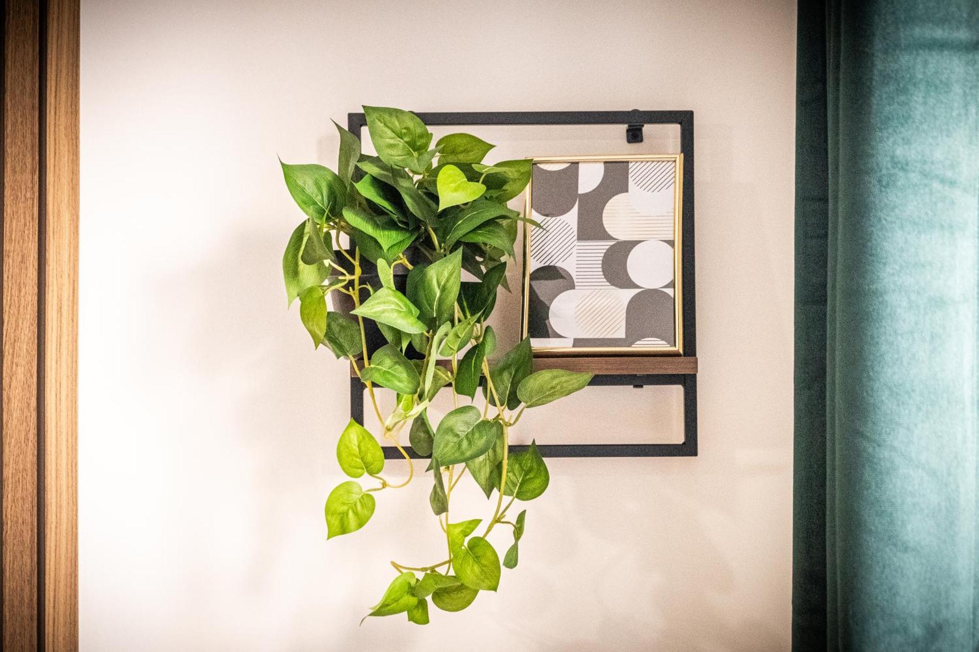 City Centre Emerald Escape - Sleeps-6, 2Beds & 2Baths , Netflix , Free Internet Birmingham Bagian luar foto